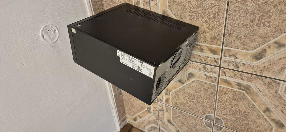 unitate PC Fujitsu Esprimo P420 I5 4690 16GB RAM GT640 HDD250gb
