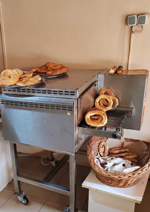 Vand firma patiserie cu utilaje