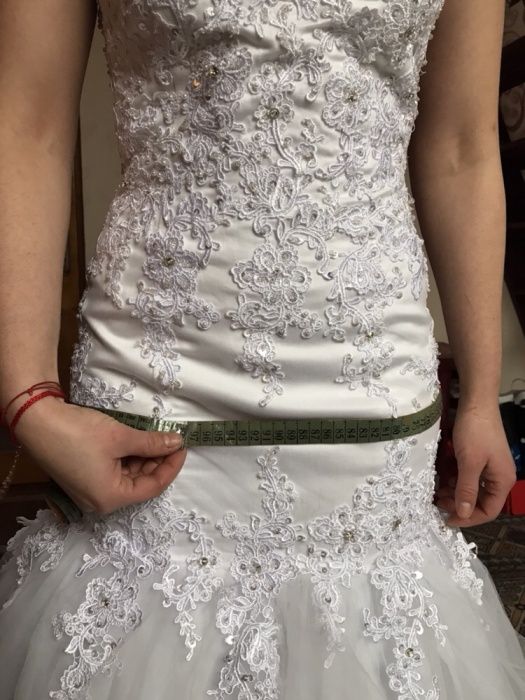 rochie de mireasa tip sirena