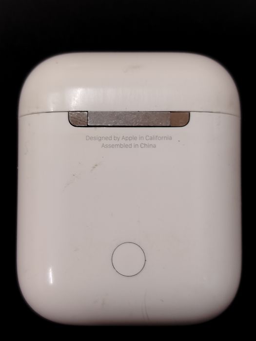 Air pods 2/1 1 наушник не работает