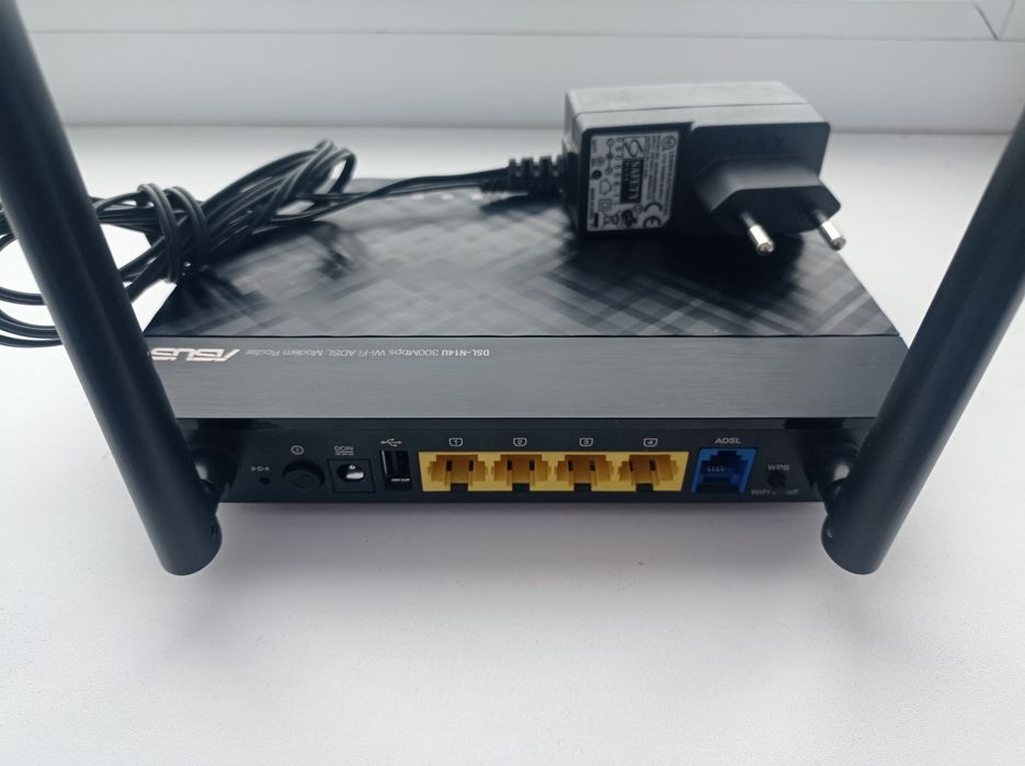 Продам модем Asus. Б/у в прекрасном состоянии.