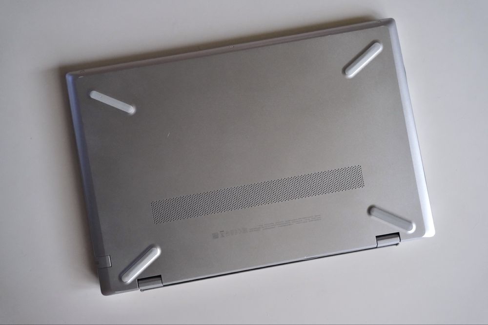 Продавам HP Pavilion 15-cs0006nu