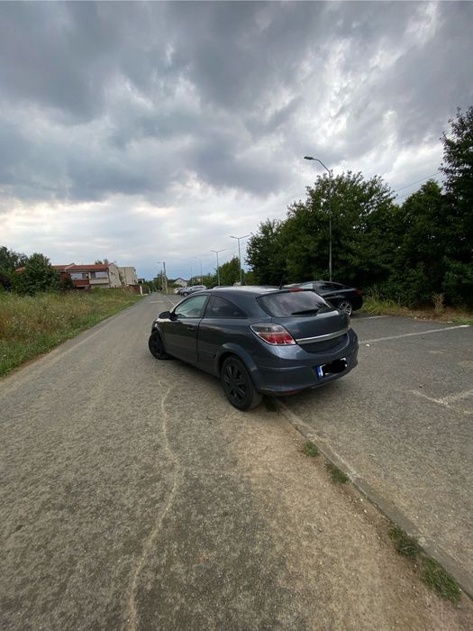 Opel Astra H GTC