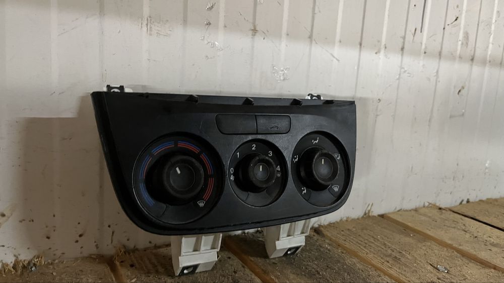 Панел климатик Fiat Doblo 2010-2015