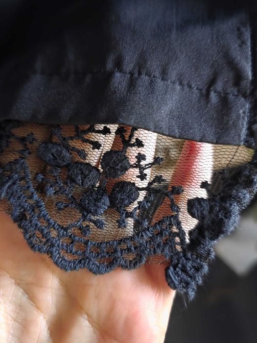 Дамски черен шлифер