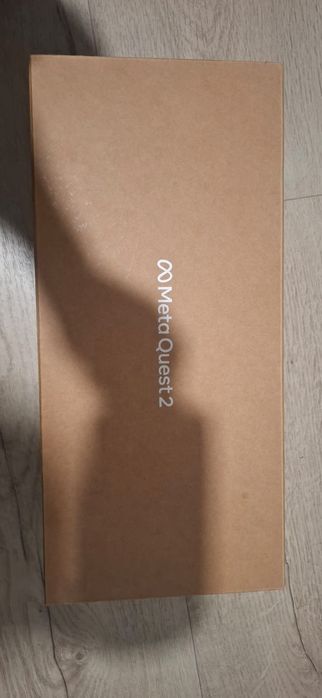 Oculus meta quest 2 cu accesorii și cutie