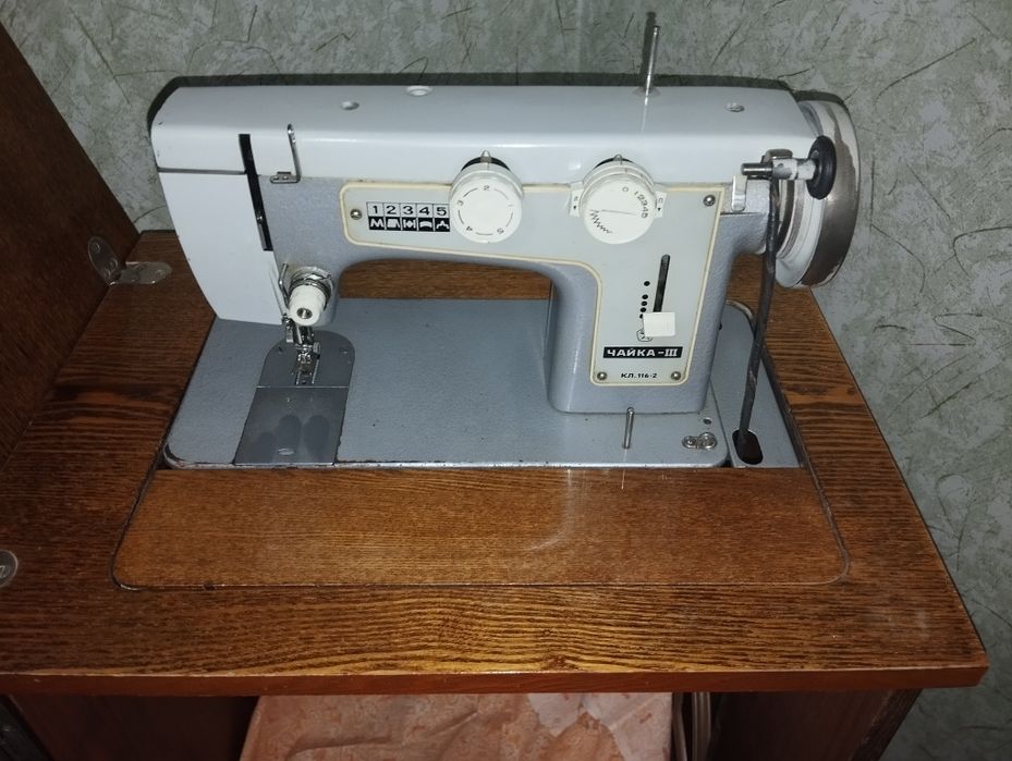 Швейная машина б/у