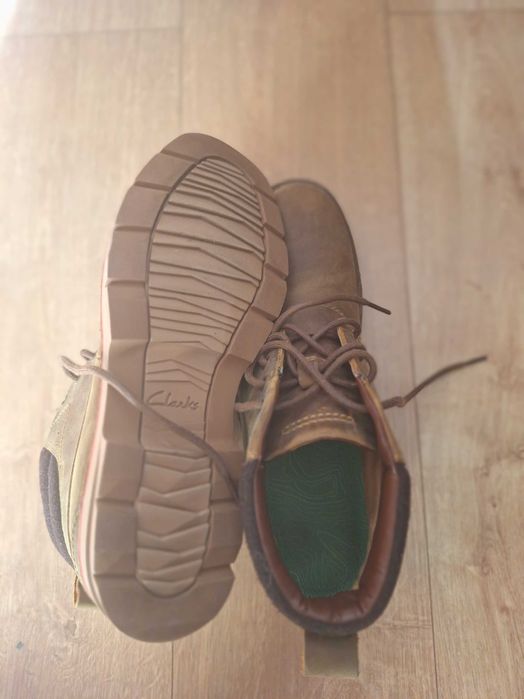 Ghete Clarks  EU 44