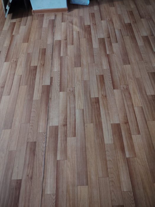 Продам линолеум срочно