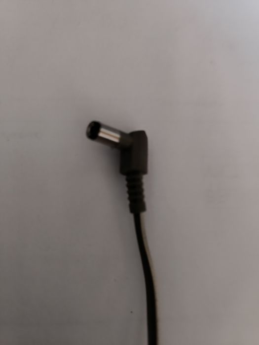 Adaptor Panasonic PQLV 10BX,Input 220-240v,~50-60hz,40mA,output 12v-15