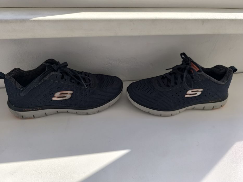 Adidași Skechers mărimea 41