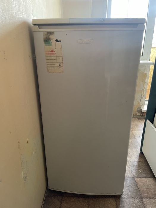 Холодильник Бирюса