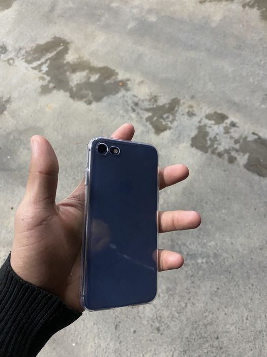 Iphone 8.