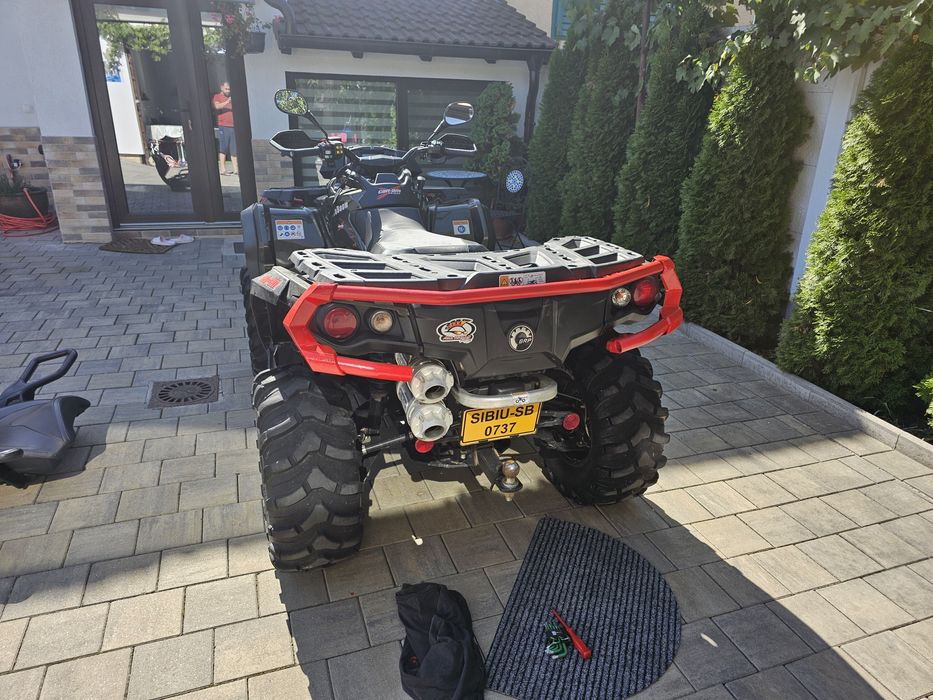 Can-Am Outlander 1000