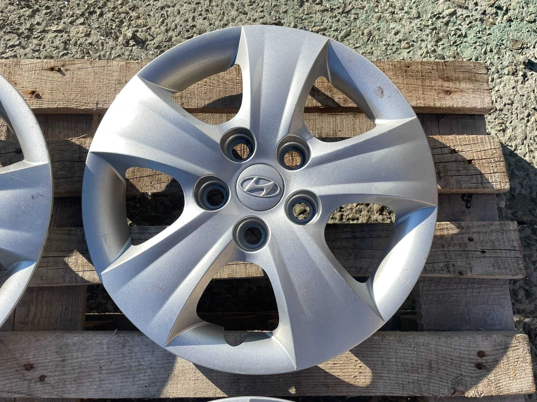 15 цола Тасове за Hyundai I30 Хюндай И30 Оригинал 52960-2R000