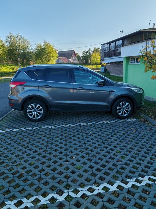 Vând Ford Kuga 4×4 ,2000 Diesel , Automată ,163 cp