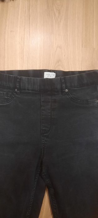 Blugi elastici mărimea l