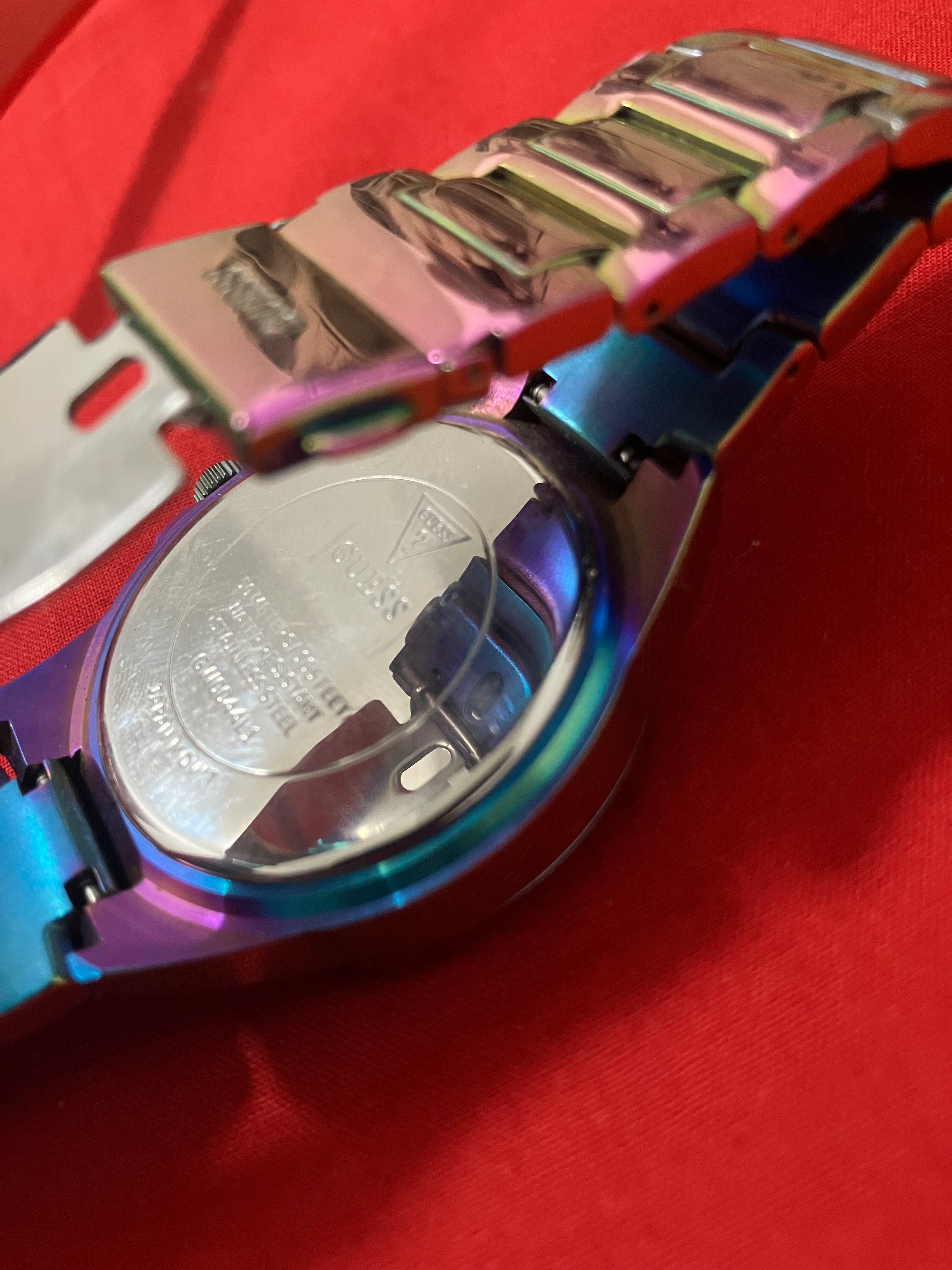 Оригинален часовник Guess