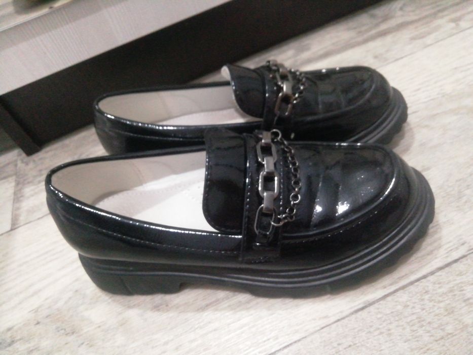 Продам лоферы 36р