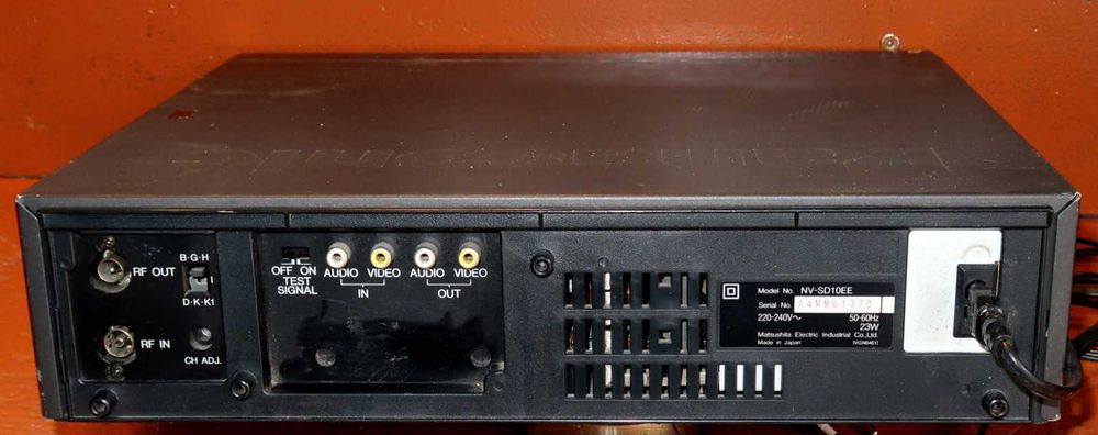 Video recorder PANASONIC NV-SD 10 3-HEAD