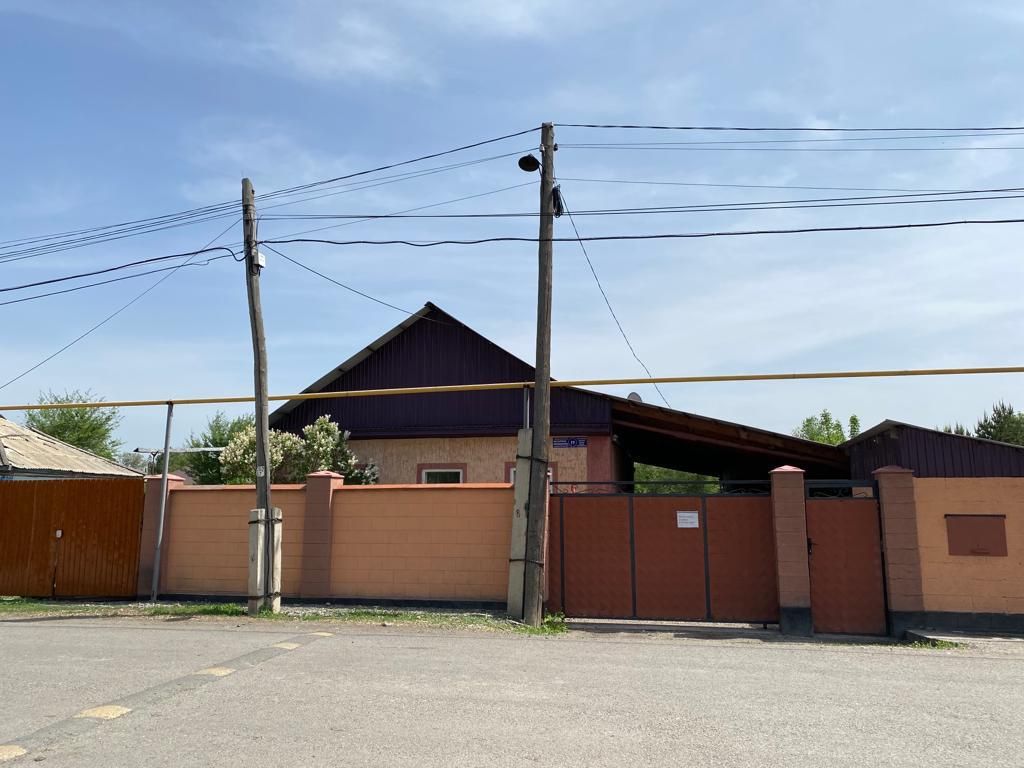 Продаётся  жилой тёплый дом