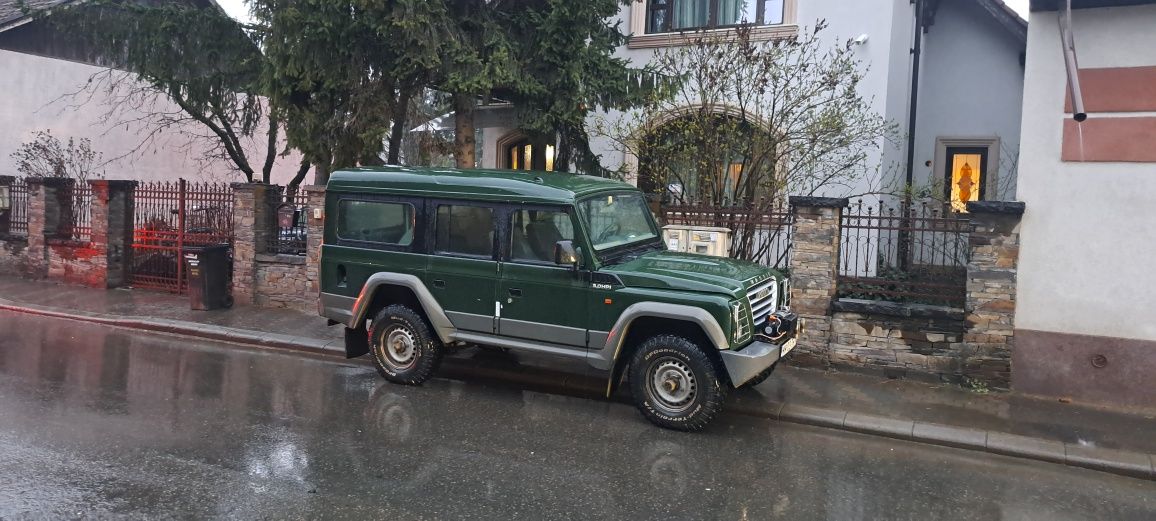 Land rover defender iveco massif 2010 27000 km variante schimb utilaje