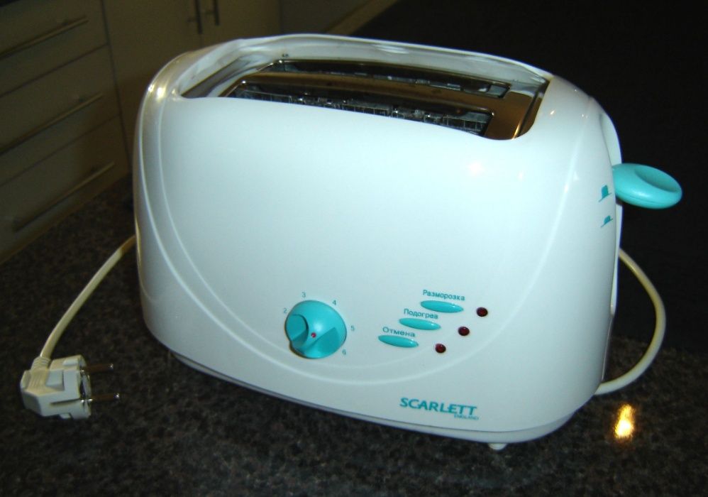 Отличный тостер Scarlett