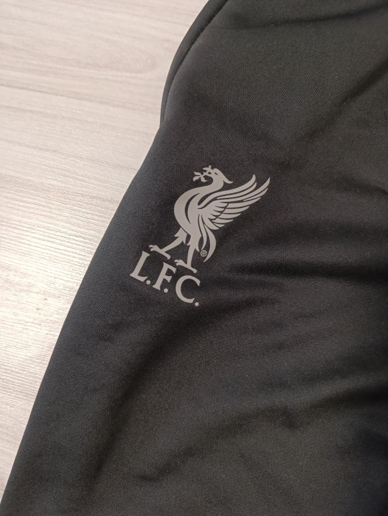 Liverpool New Balance оригинално футболно долнище