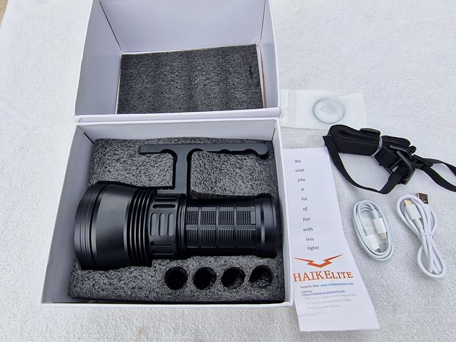 Lanterna HIKELITE HK08 60.000 LUMENI