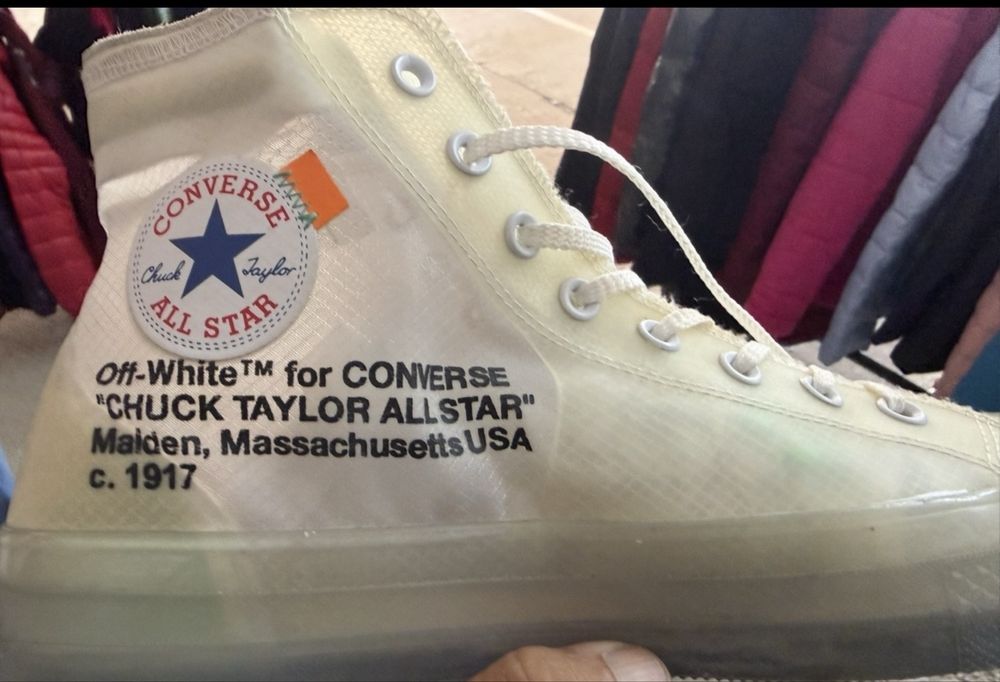 Converse Off White