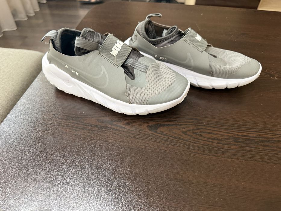 Nike детски маратонки 36.5