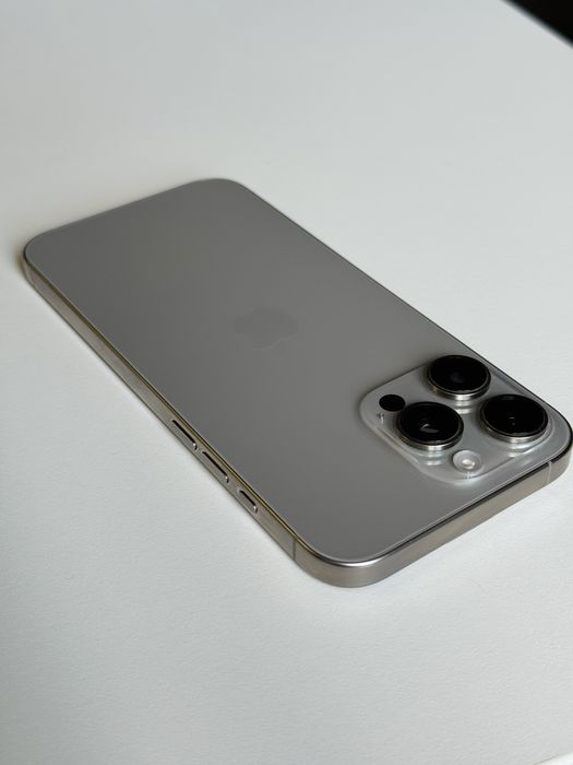 IPhone 16 Pro Max 256GB -Garantie -95%Baterie- Cutie