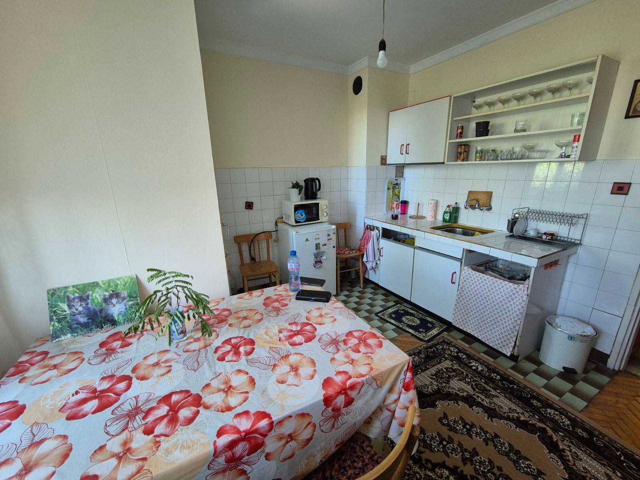 Продава се Четиристаен апартамент в Плевен, Дружба 2 - 85 кв.м за 989 €/кв.м - Снимка #8