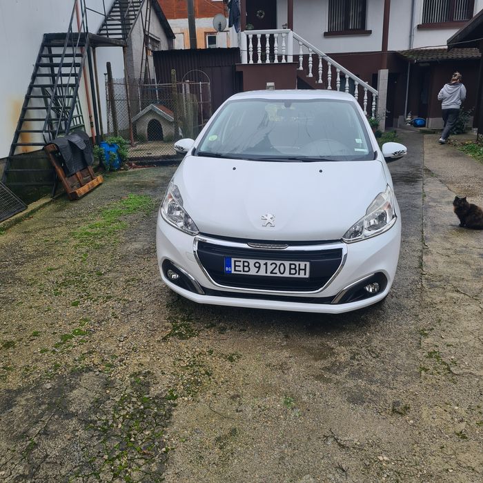 Пежо 208 Габрово