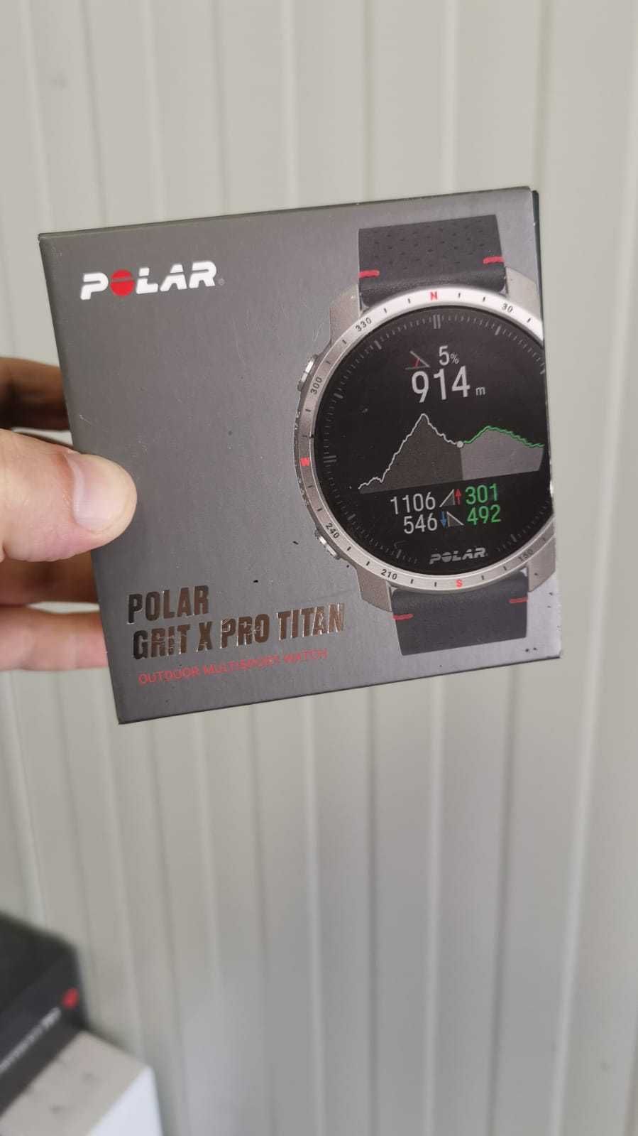 Ceas Smartwatch Polar Grit X Pro Titan