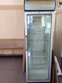 Продам бу ветринный холодильник