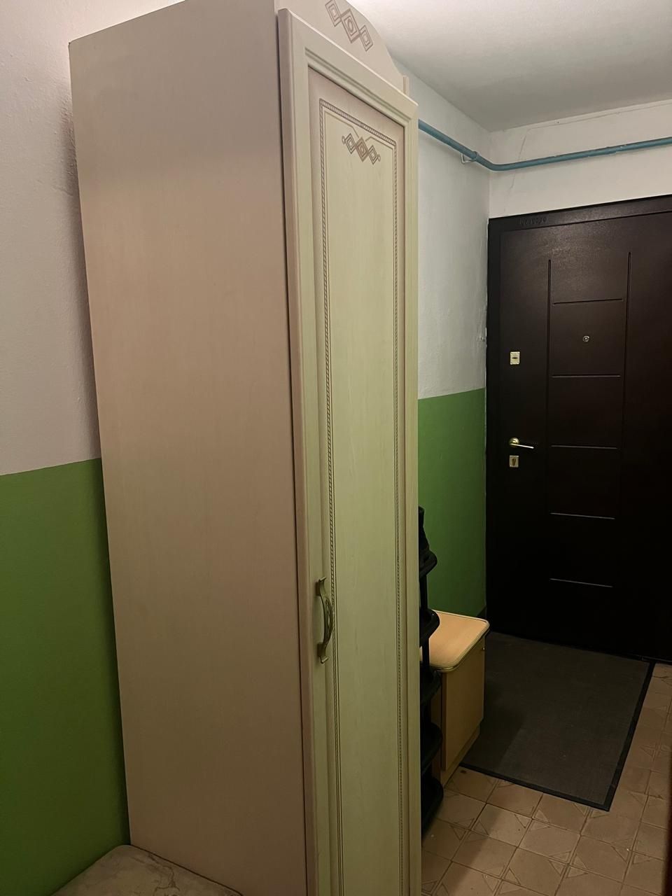 Шкаф пенал 2.05х0.5 м