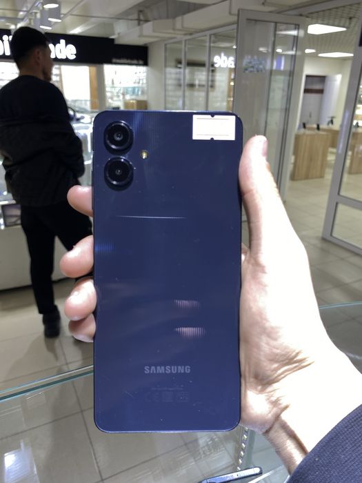 Samsung A06 Память 128гб