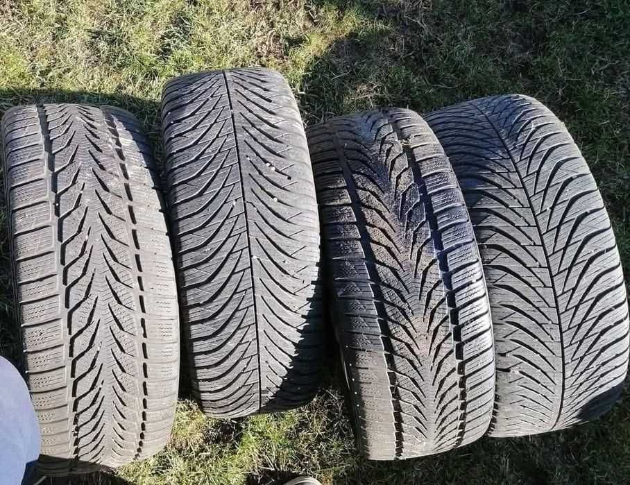 Roți cu cauciucuri de iarna 5x112 225x45/R17