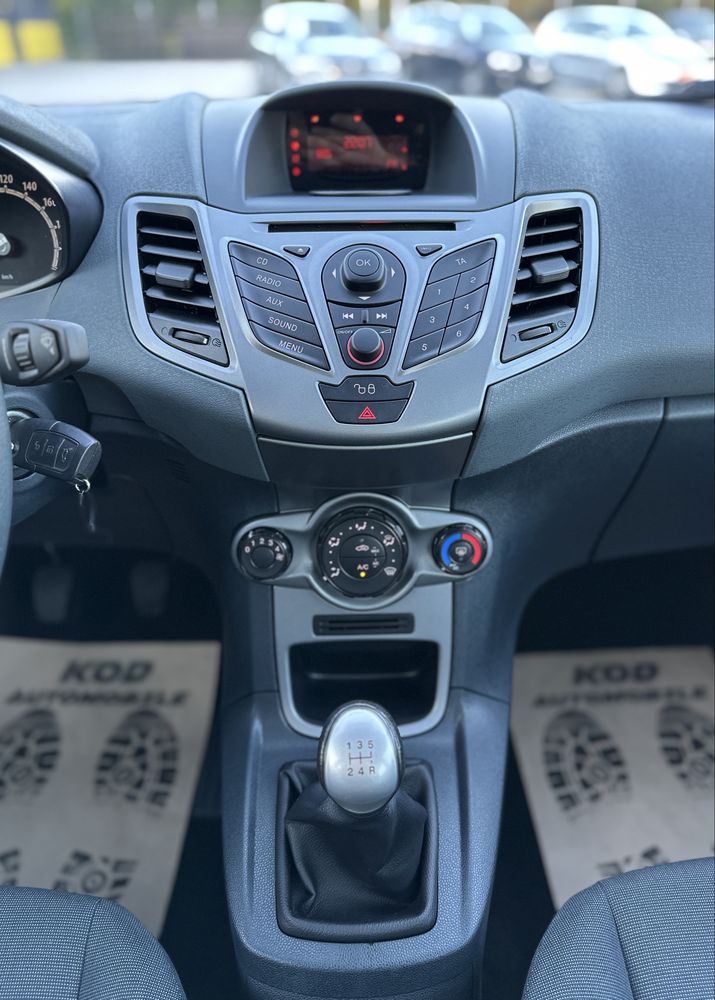 Ford Fiesta / 2011 / EURO 5 / Benzina / Km Reali / Carte service