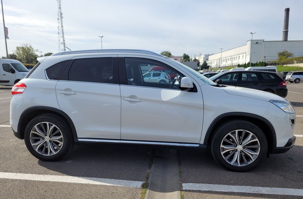 Peugeot 4008 2012