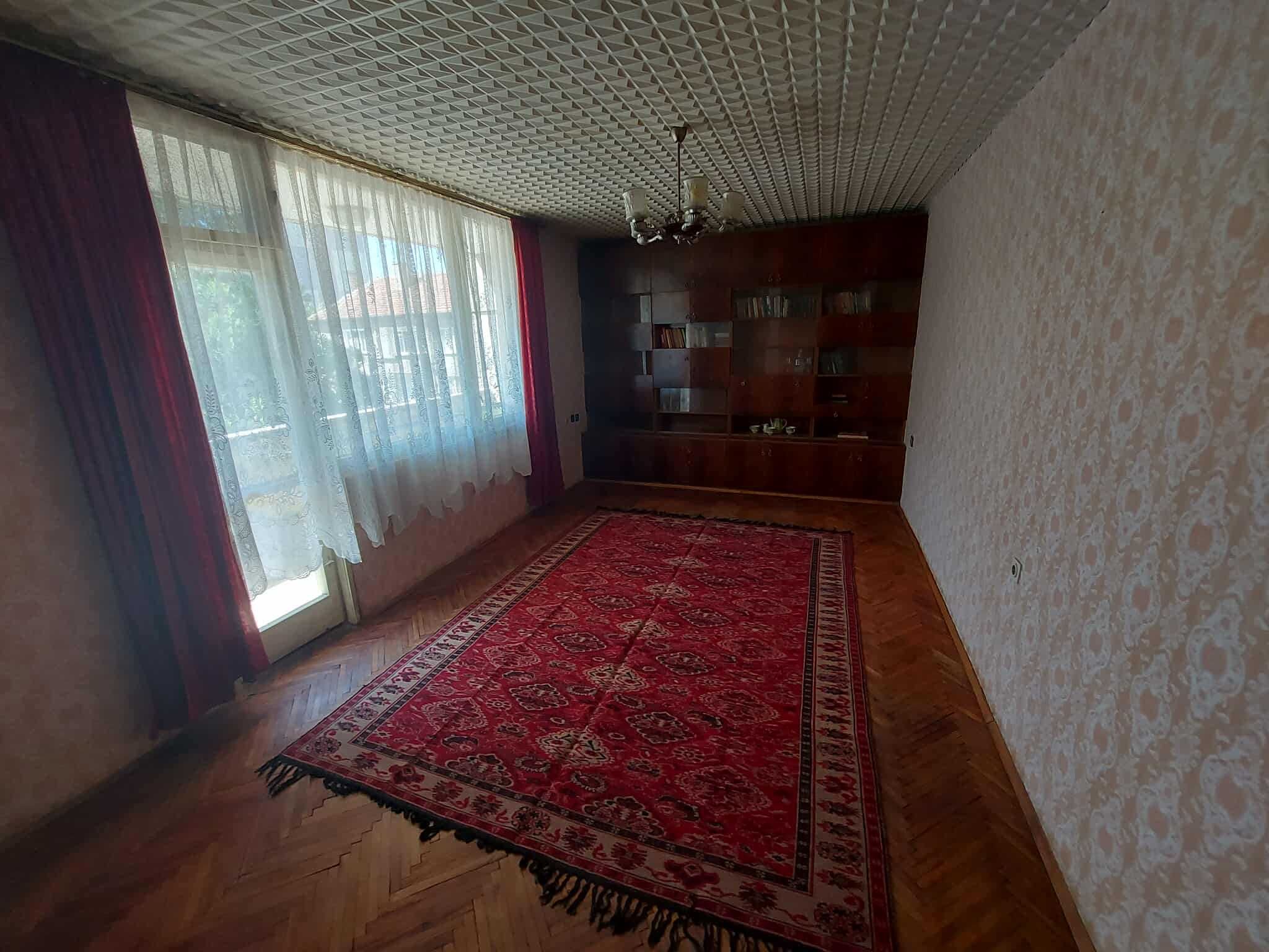Четиристаен апартамент, 109кв.м, Пазара