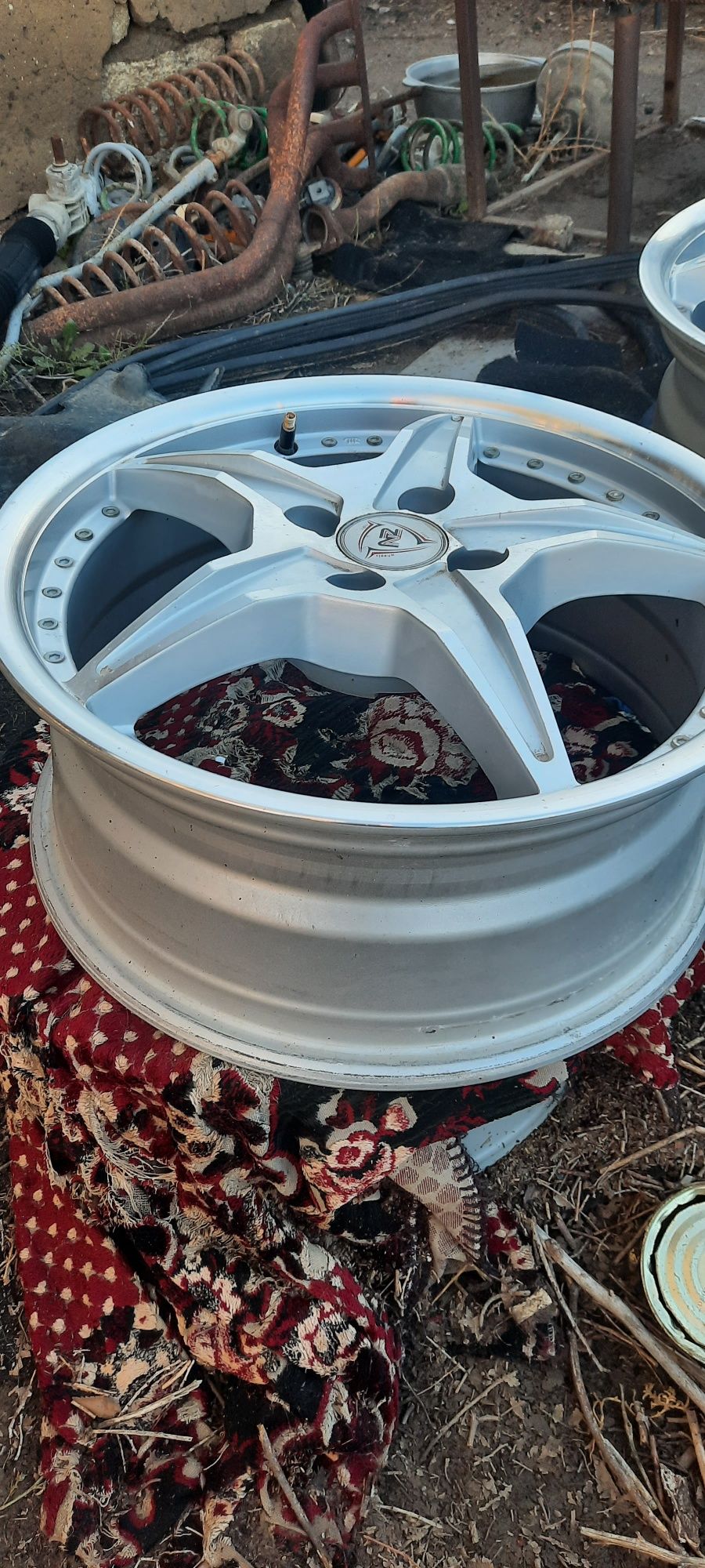 Продам диски r16