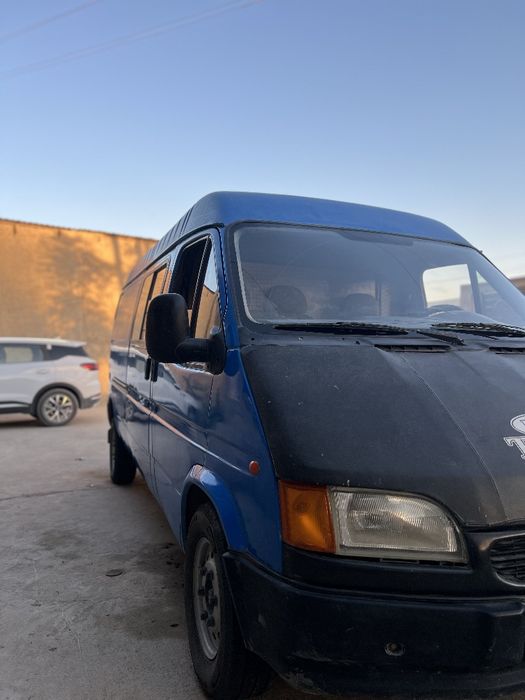 Форт машинаси сотилади.Метани бор