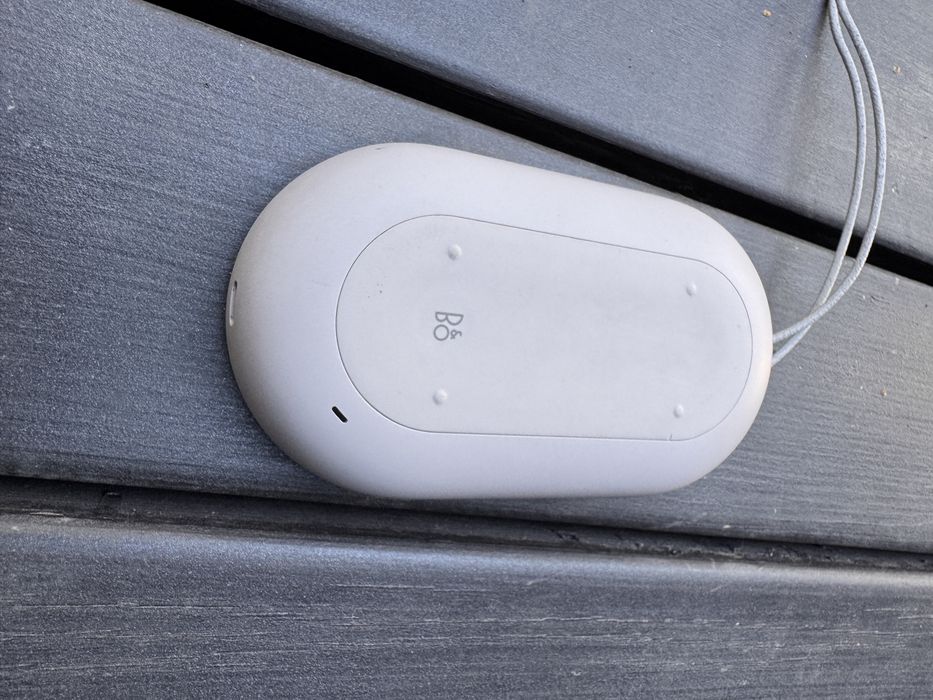 Vans/Schimb Boxa portabila BANG & OLUFSEN BeoPlay P2