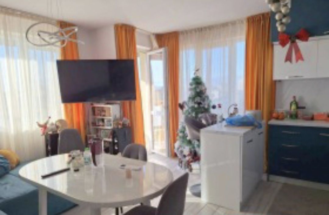 Продава се Тристаен апартамент в Пазарджик, Център - 84 кв.м за 1179 €/кв.м - Снимка #11