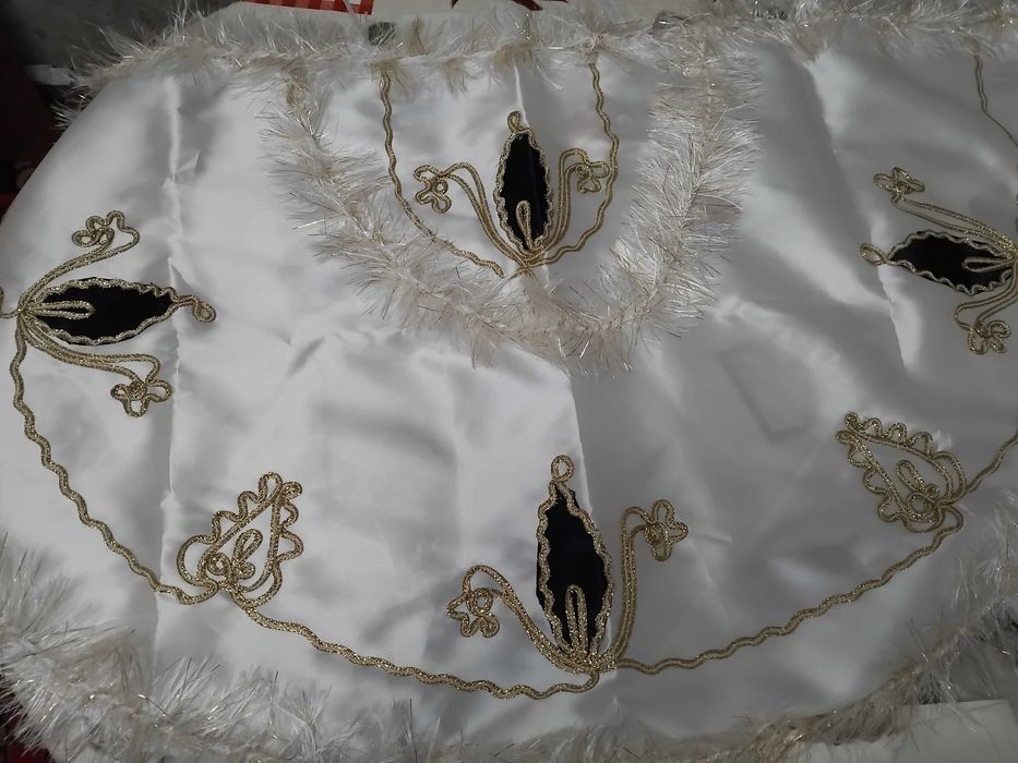 Дрехи за сюнет  3-4 години