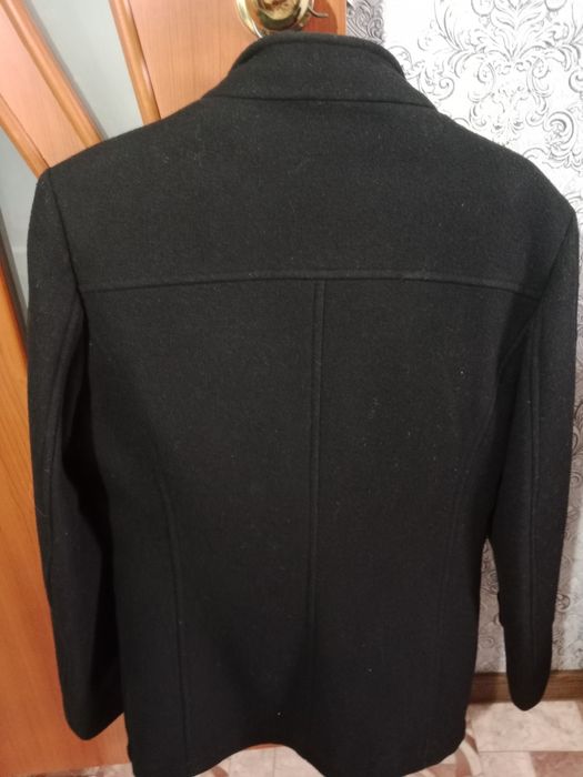 Продам демисезонные пальто