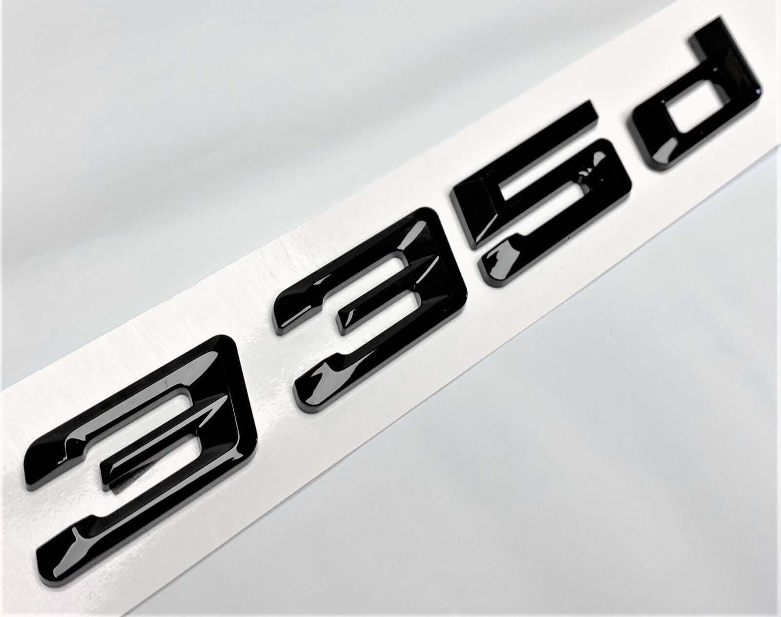 Черна емблема надпис 335d за заден капак BMW E90,E91,E92,E93