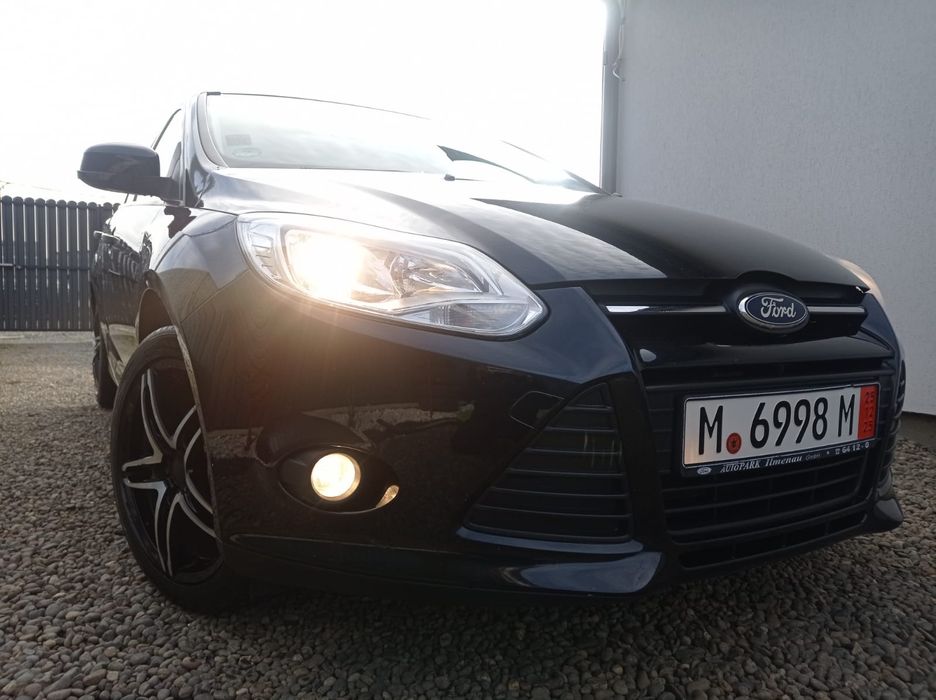 *Ford focus facelift*1.6benzina125cai*2011*euro5*germania toll *